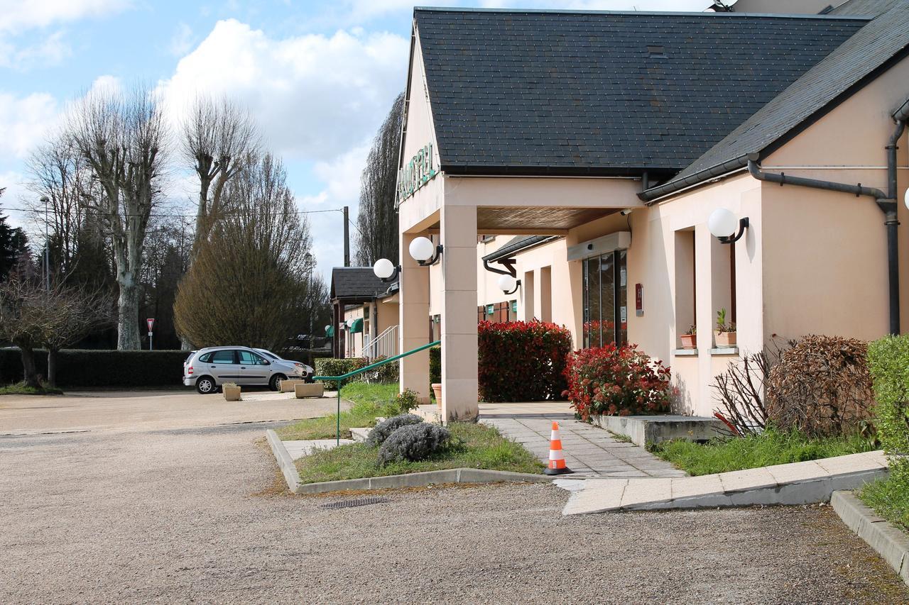 Logis Hotel Restaurant De L'Abbaye Ferrieres-en-Gatinais Exterior foto